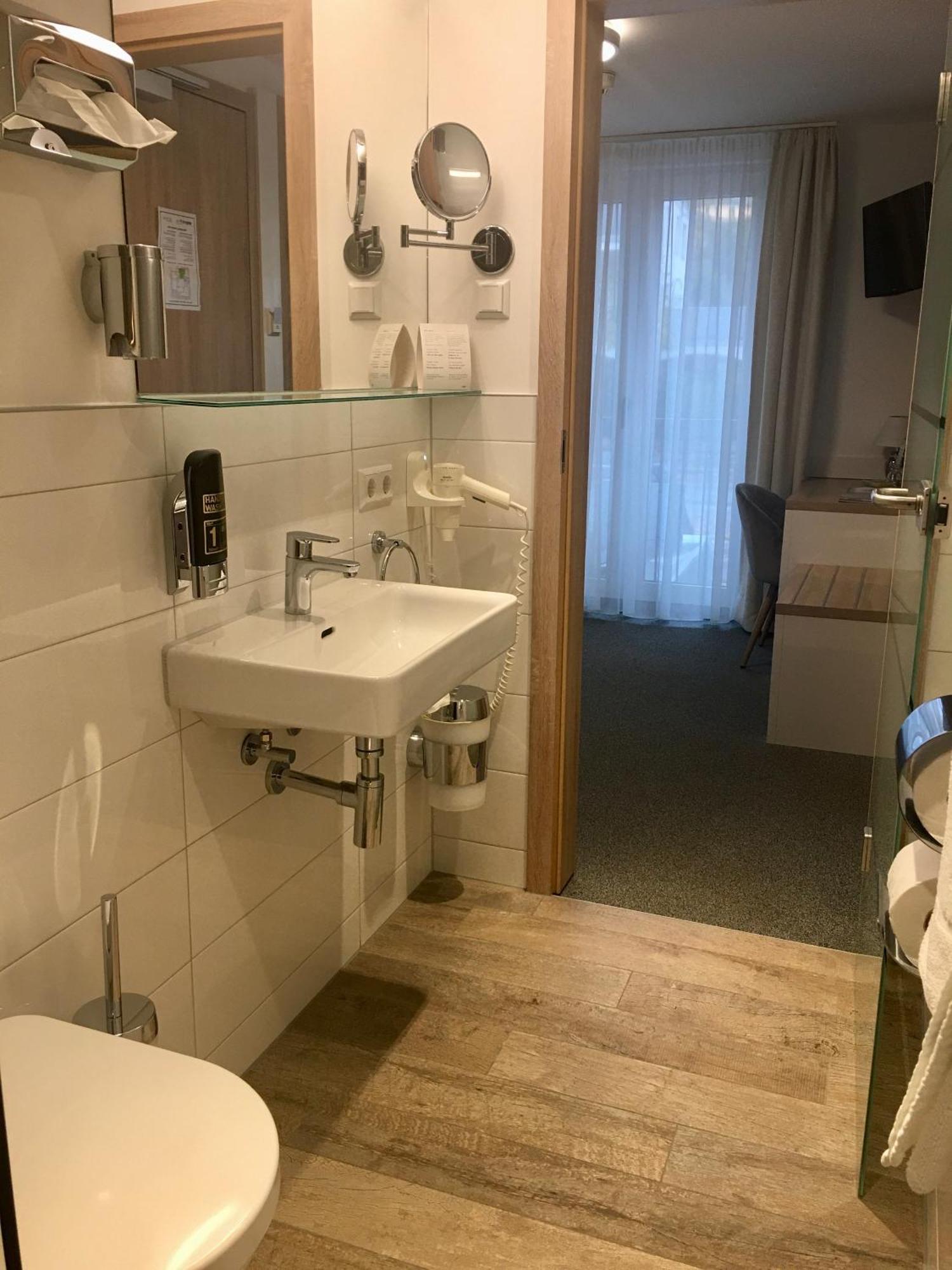 Hotel Und Pension Seereich Линдау Номер фото